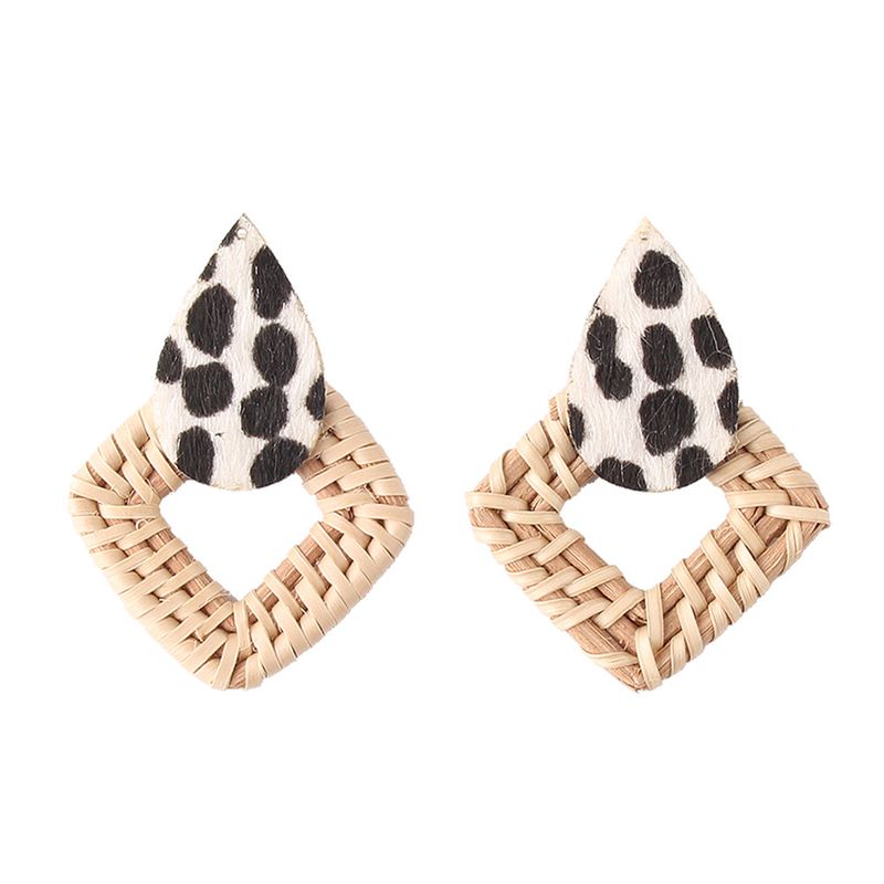 Alloy Fashion Geometric Earring  (white) Nhjq11113-white