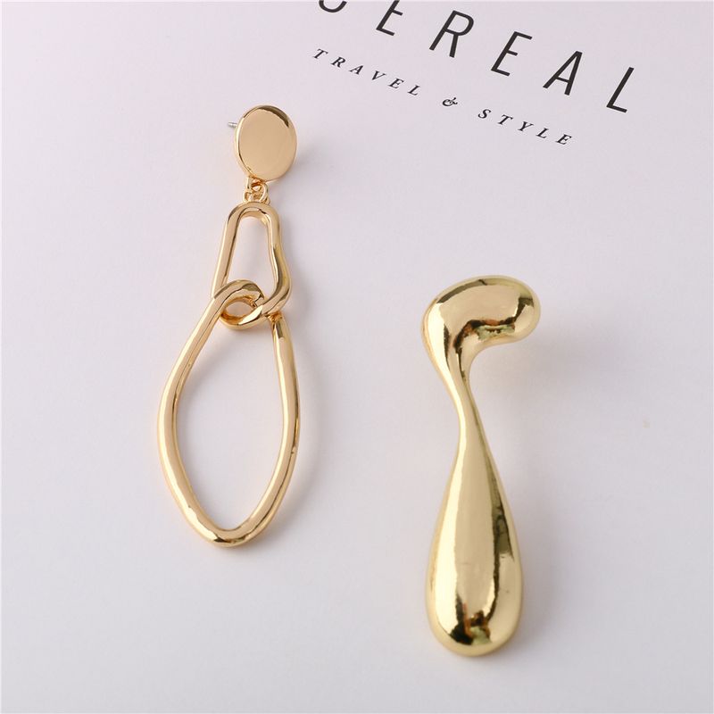 Boucles D'oreilles Européen Et Américain Bijoux Haute Profil Rétro Populaire Asymétrique Gouttes Pour Les Oreilles Longues Boucles D'oreilles Mode Boucles D'oreilles Croix-frontière Nouveaux Produits