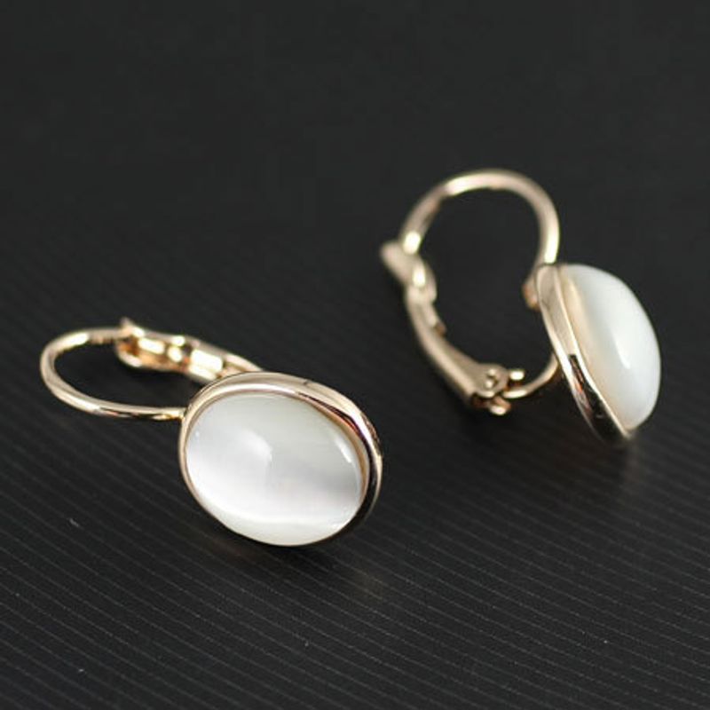 Coréen Style Simple Opale Boucles D'oreilles Plaqué Or Boucles D'oreilles De Femmes En Gros 84846