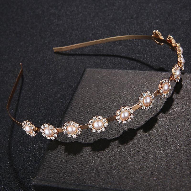 Neue Europäische Und Amerikanische Mode Perlen Stirnband Hochzeit Brautjungfer Blumen Mädchen Schmuck Hochzeit Accessoires Kopfschmuck Krone Haarschmuck
