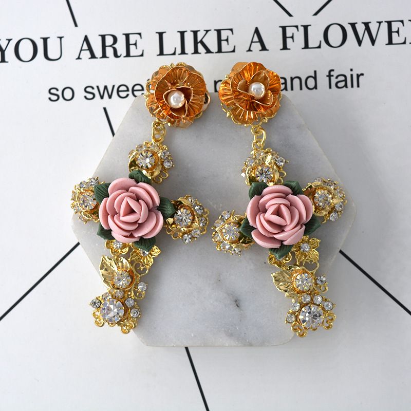 2021 Nouveau Baroque Rétro Exagéré Grande Croix En Céramique Fleur Boucles D'oreilles Boucles D'oreilles Pour Les Femmes En Gros