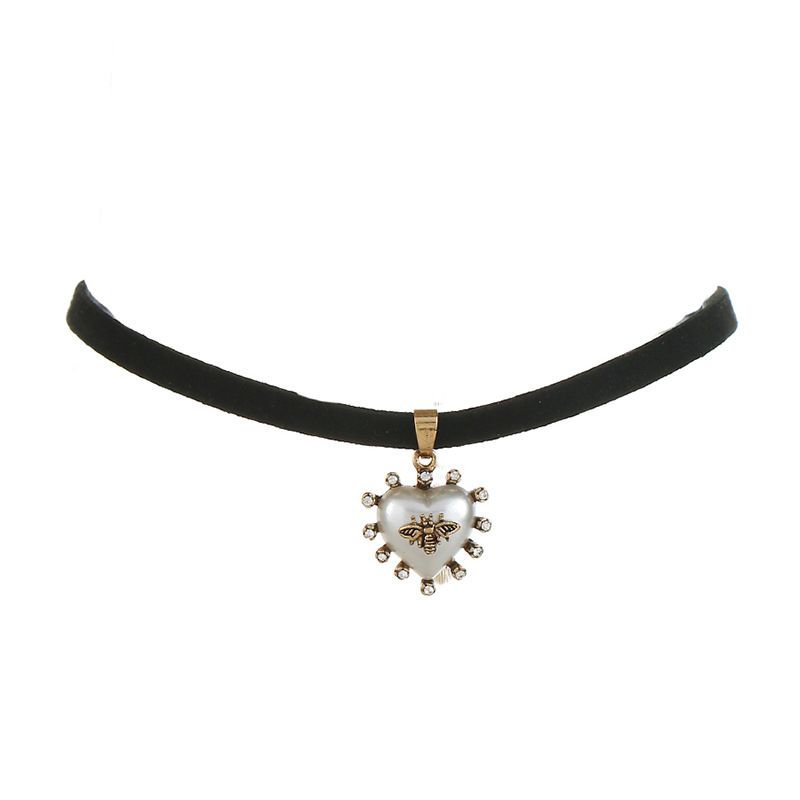 Exclusif Pour Croix-transfrontalier Européen Et Américain Nouveaux Accessoires Rétro En Forme De Coeur Collier Trois-pièce Abeille Bijoux Ensemble