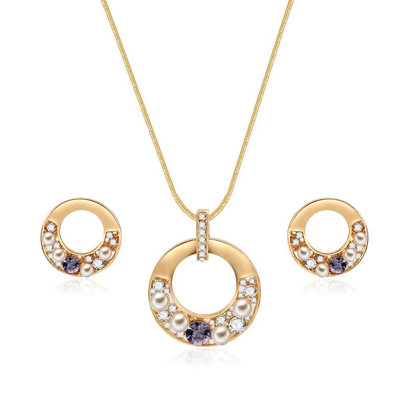 Coréen Style De Mode Nouveau Ovale Alliage Ornement Collier Strass Perle Deux-pièce Boucles D'oreilles Ensemble