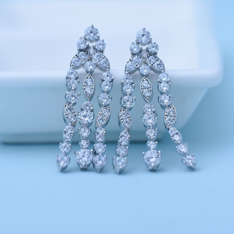 Jinse Près De L'eau Yingying Boucles D'oreilles Aaa Strass Zircon De Mode Gland De Mariée, Banquet Et Performance Boucles D'oreilles Usine En Gros