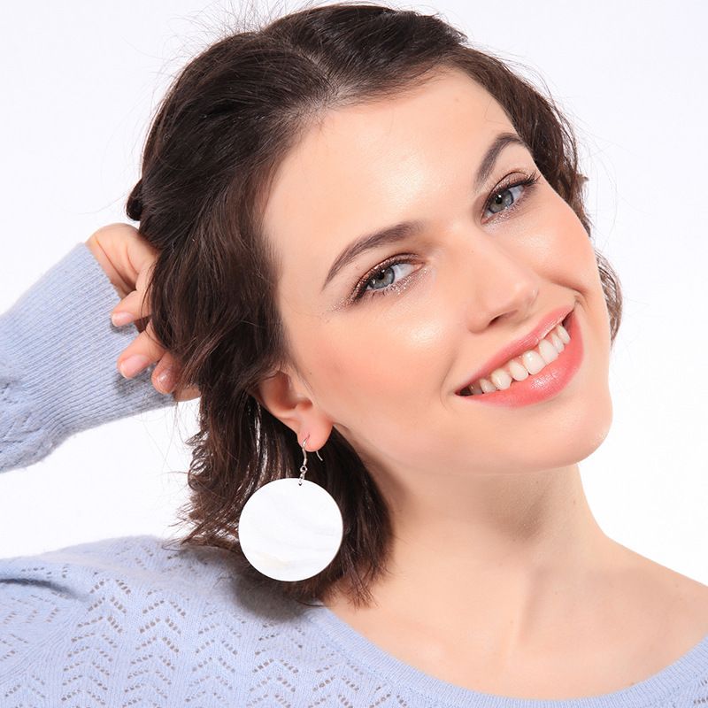 925 Tremelier-haken Minimalist Isches Muster Muschel Ohrringe Frauen Japan Und Südkorea Trendy Style Temperament Pendler Ohrringe Me00174