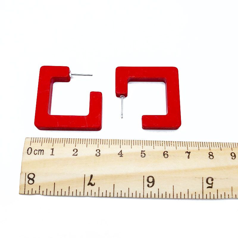 Hersteller Liefern Minimalist Ische Harz Ohrringe Geometrisch Gebogene Mehrfarbige Harz Ohrringe Ohrringe Außenhandel Ohrringe