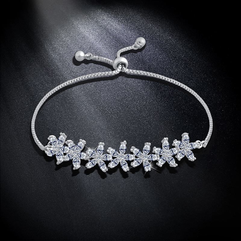 Or Blanc Plaqué Diamant Bracelet Japonais Et Coréen Partysu Micro-incrusté Cristal Zircon Fleur Bracelet D'anniversaire Cadeau Brk43