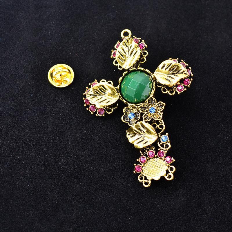 Elegante Y Minimalista Broche De Esmeralda Con Piedras Preciosas Artificiales Cruzadas Nhnt158328