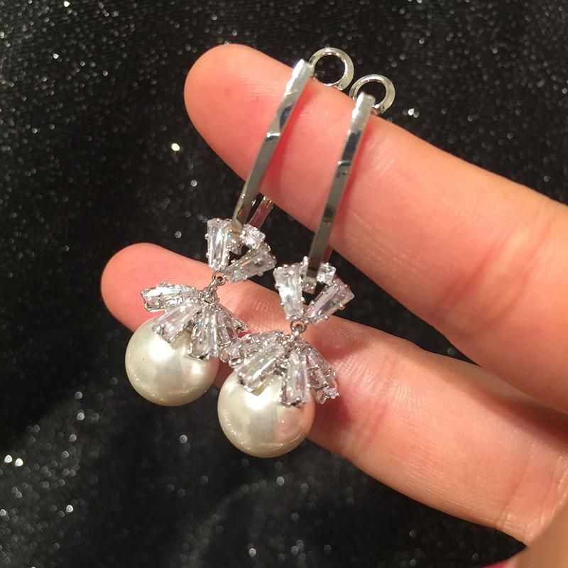 Micro-inlaid Zircon Flower Pearl Earrings Sweet