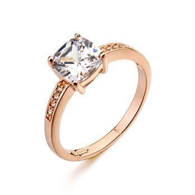 High-grade Diamond Super Flash Zircon Ring Retro Fashion Women's Jewelry