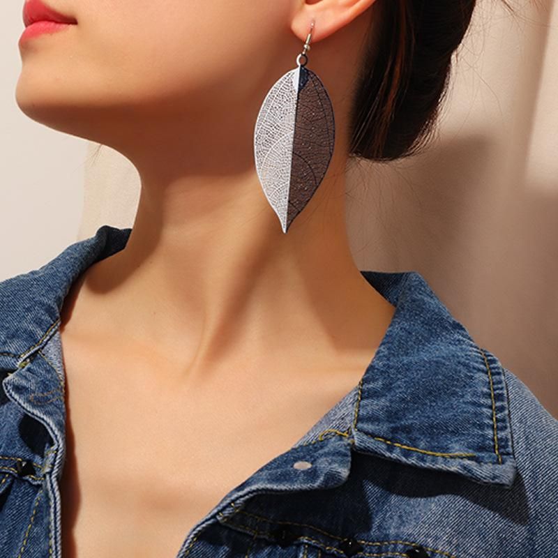 Popular Earrings Creative Personality Leaf Earrings Female Simulation Leaf Texture Earrings
