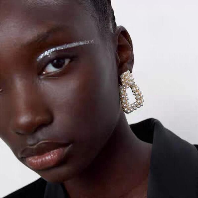 Alloy Pearl Earrings New Fashion Street Beat Earrings Temperament Wild Jewelry Accessories