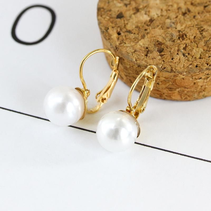 Fashion Simple Pearl Earrings Female Pearl Inlaid Jewelry Wholesale