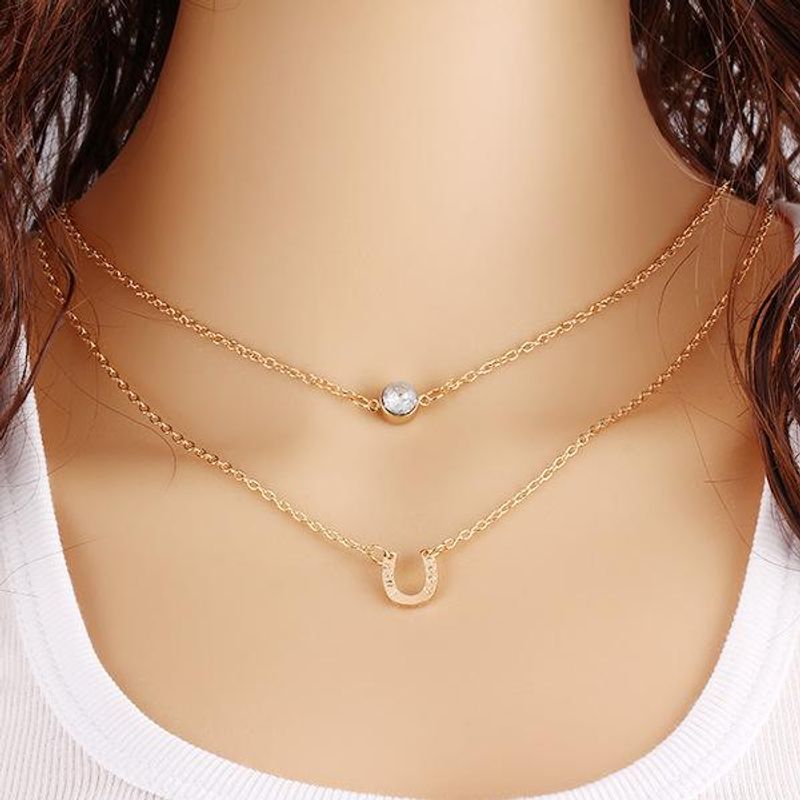Fashion Simple Retro Crystal Horseshoe Multi-layer Short Necklace Chain Necklace Clavicle Chain