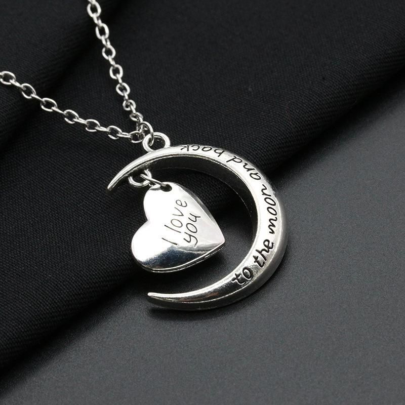 Best Selling Couple Necklace I Love You Moon Heart Love Necklace Clavicle Chain