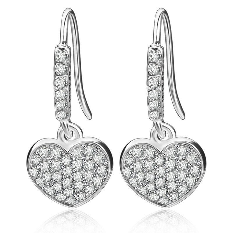 Aretes Plateados Simples Y Elegantes Llenos De Diamantes Con Forma De Corazón Y Gancho Para El Oído