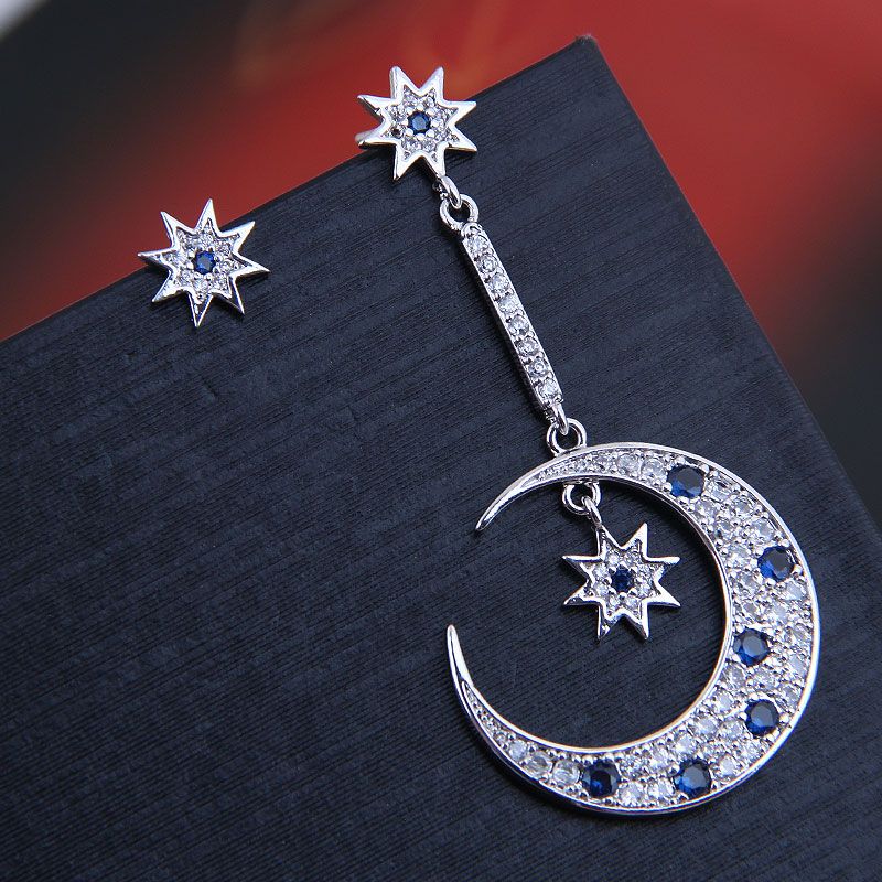 9982 Exquisite 925 Silber Nadel Koreanische Mode Kupfer Micro-intarsien Zirkon Stern Und Mond Asymmetrische Persönlichkeit Ohrringe