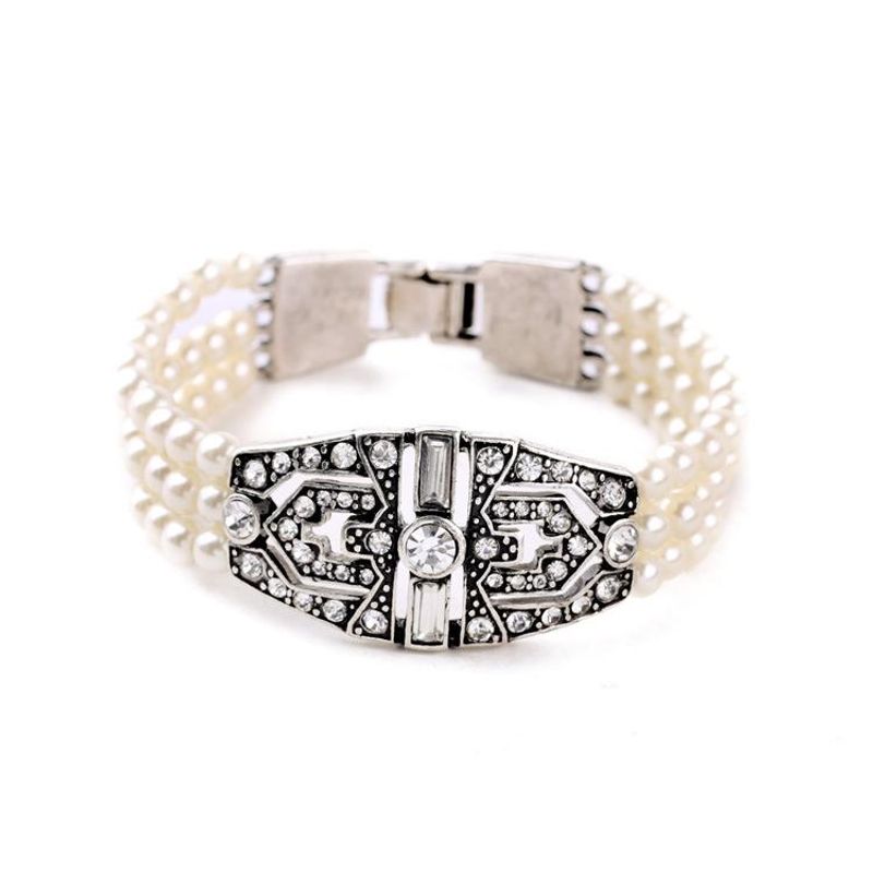Explosion Jewelry Wholesale Alloy Diamond Wild Pearl Ladies Bracelet