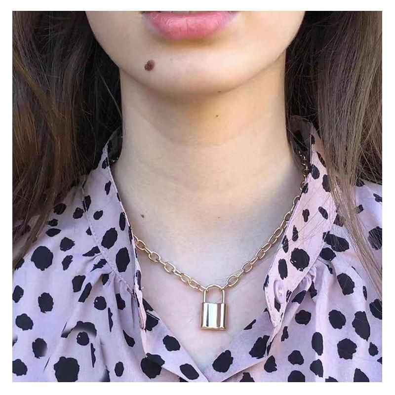 Lock Pendant Women's Simple Necklace Necklace Alloy Necklace