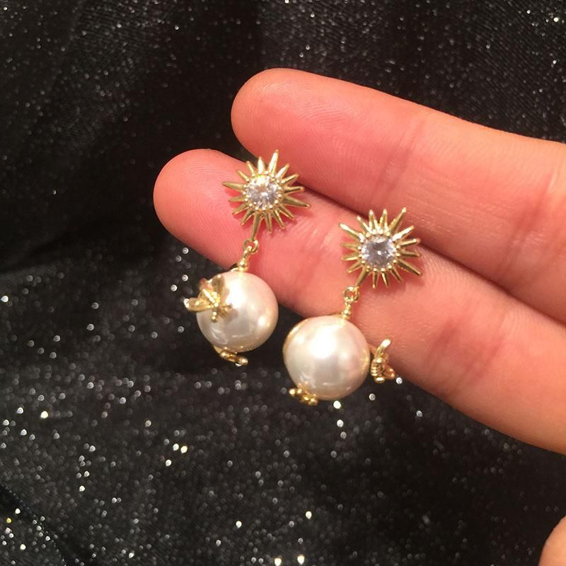 S925 Silver Needle Sun Flower Pearl Bee Earrings