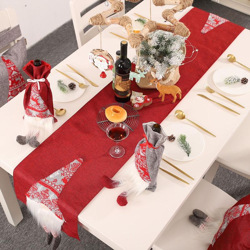 Haobei Nouvelle De Noël Décoration Fournitures Rudolf Chemin De Table Creative Trois-dimensions Personnes Âgées À Manger-décoration De Table Nappe Napperon