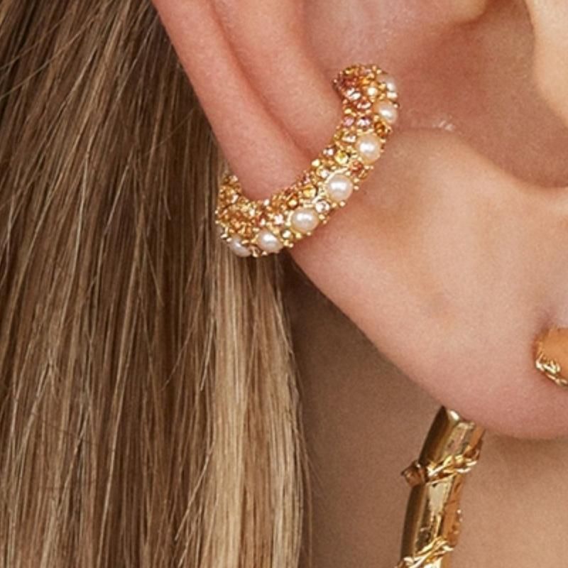 53001 Kreative Einfache Und Modische Mikro Eingelegte Farbige Zirkon Ohrringe Runde Geometrische Voll Diamant Ohr Knochen Ohr Schmuck Frauen