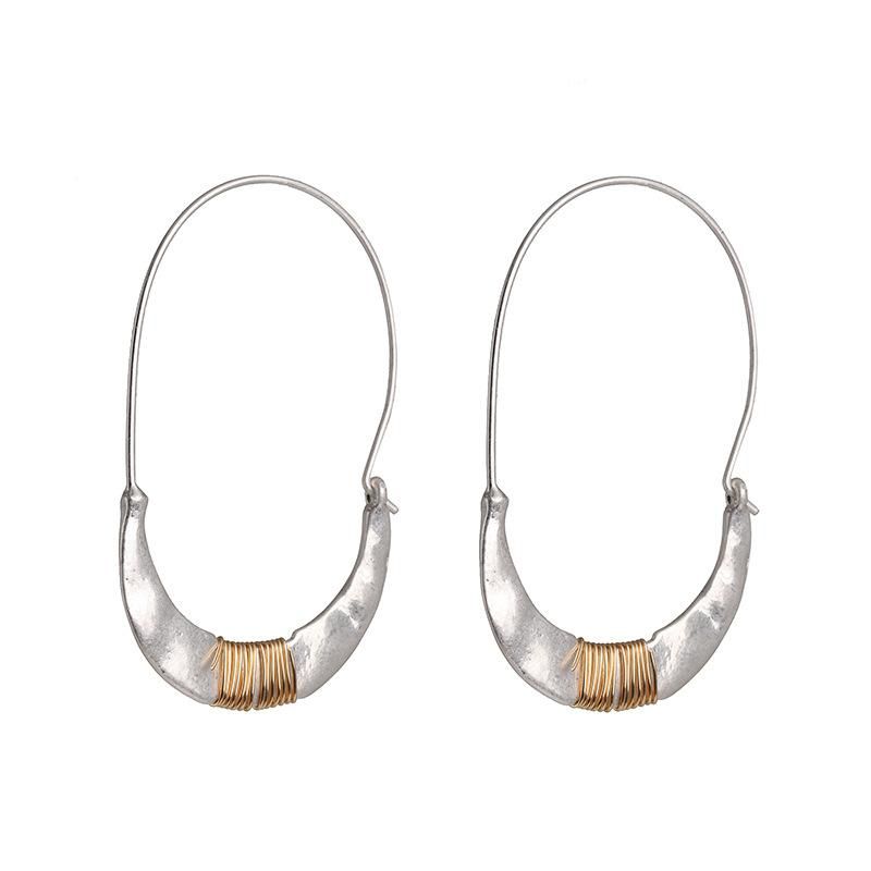 Hot Silver Vintage Crescent Cutout Earrings