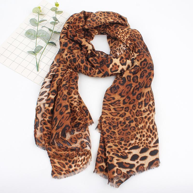 Leopard Scarf Women's New Fashion Long Shawl Outdoor Shopping Warm Scarf
