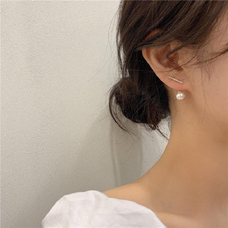 New Simple Earrings Fashion Small Geometric Letter Earrings Wild Pearl Earrings