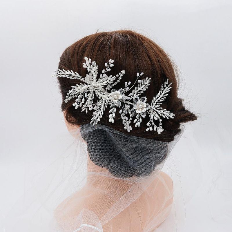 Europäische Und Amerikanische Netz Rote Wind Perle Haars Pange Mori Reis Perlen Hand Gefertigte Kopf Bedeckung Legierung Blume Seiten Clip Braut Hochzeits Schmuck
