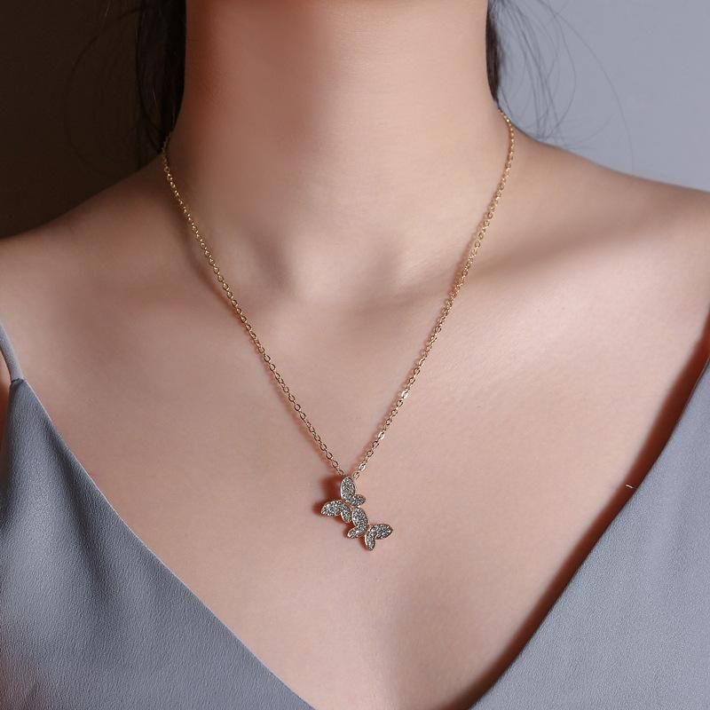 Korean New Jewelry Full Diamond Butterfly Necklace Female Simple Clavicle Chain Jewelry Wholesale