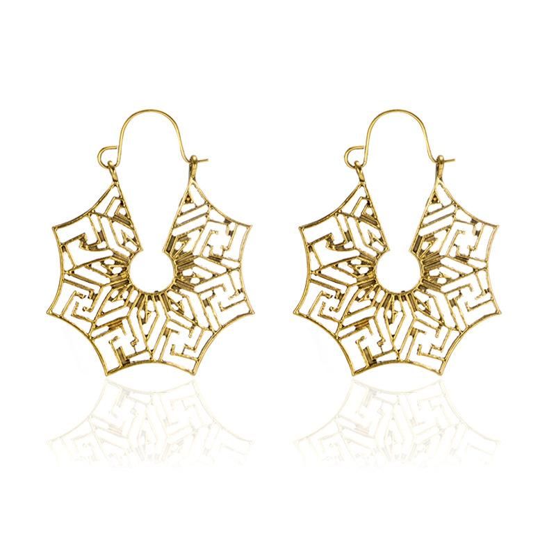 Womens Simple Retro Hollow Rhinestone Pattern  Earrings Gy190416117537