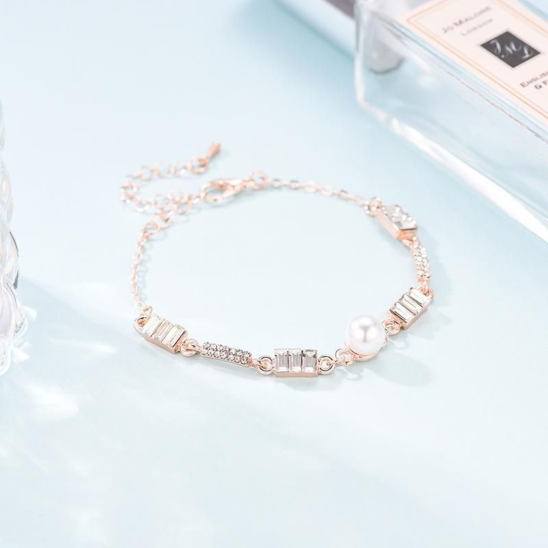 E-commerce Hot-vente Produit Ins Style À La Mode Bracelet Géométrique Carré Diamant Délicat Perle Embellissement Conception Main Bijoux