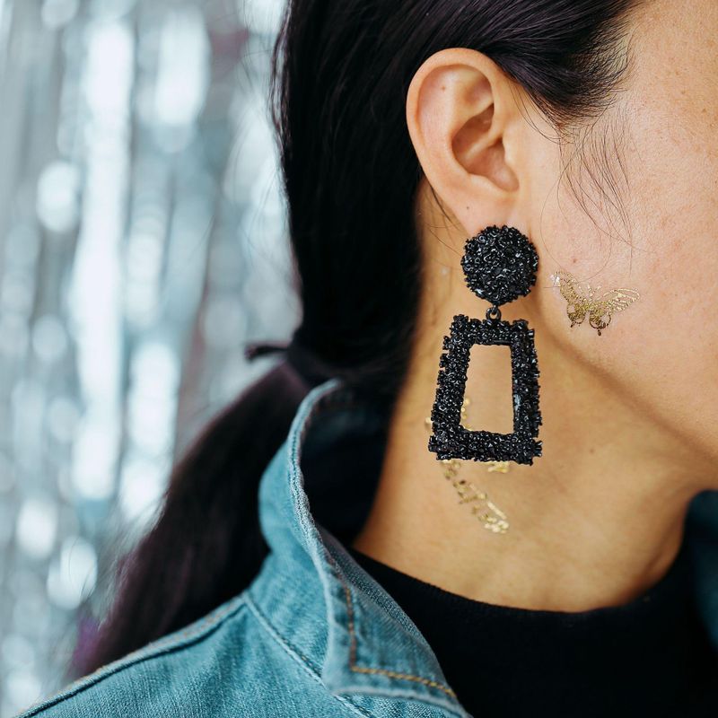 Han Zhi Shang Europäische Und Amerikanische Grenz Überschreitende Neue Ohrringe Kreative Übertriebene Persönlichkeit Punk Stil Geometrische Farbige Ohrringe Frauen