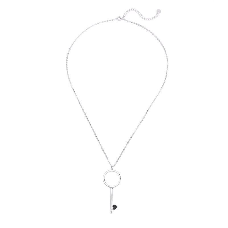 Collier Femmes Alliage Galvanoplastie Simple Gouttes Pendentif Clé 2021 Nouveau À La Mode De Style Européen Et Américain À La Mode Long Pull Chaîne