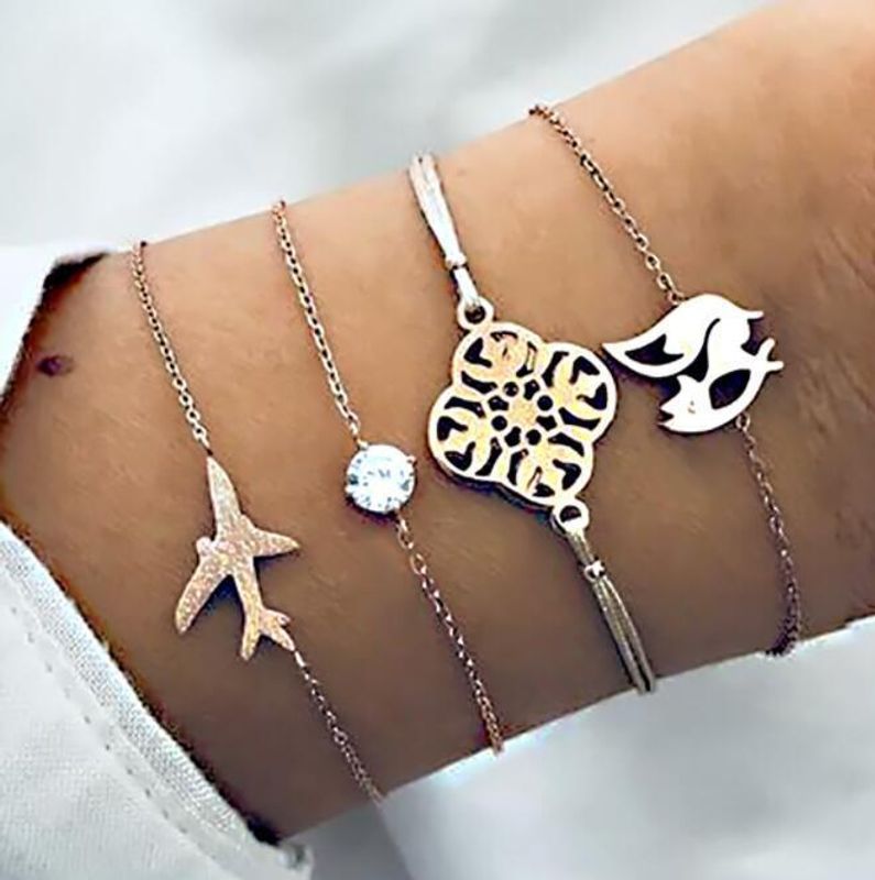 Européen Et Américain New Bohemian Mode Avions Renard Perle Collier Personnalité De Mode Bracelet Accessoires Féminins Quatre-pièce Ensemble En Gros