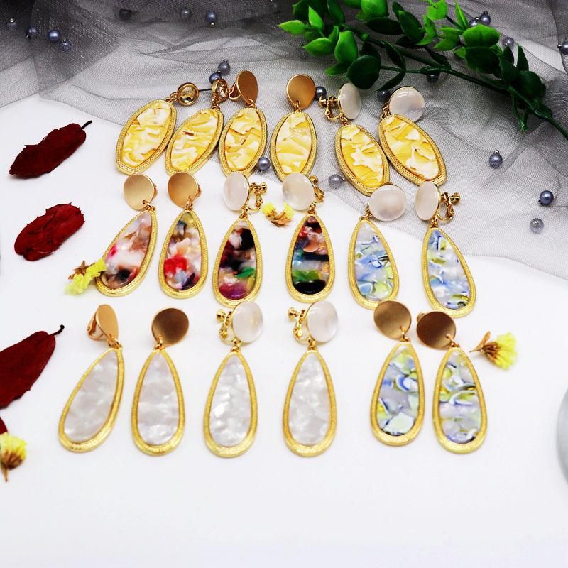 Womens Exquisite Contrast Color Elliptical Color Resin Earrings Om190506120440