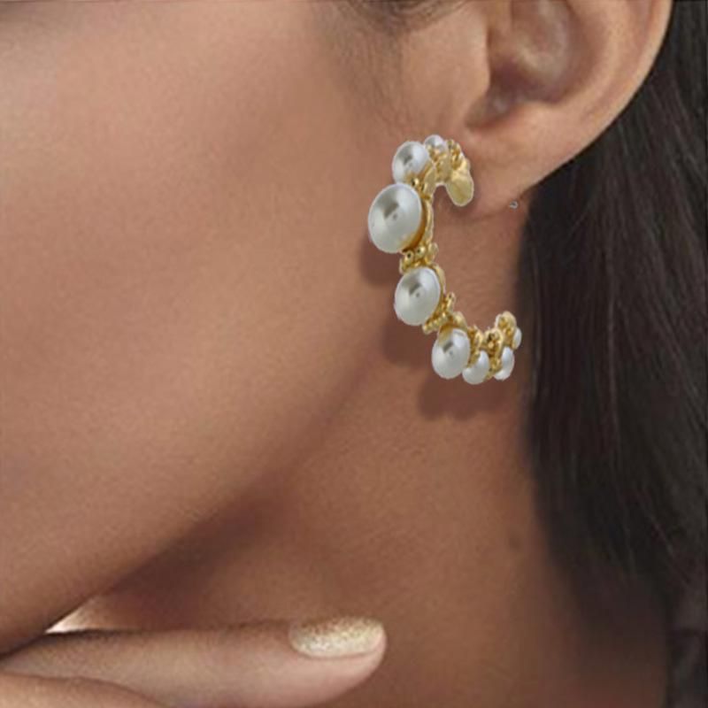 Europäische Und Amerikanische Mode Perlen Metall Gewickelte Ohrringe Retro Übertriebene Persönlichkeit Ohrringe Süße Damen Fan Temperament Ohrringe Frauen