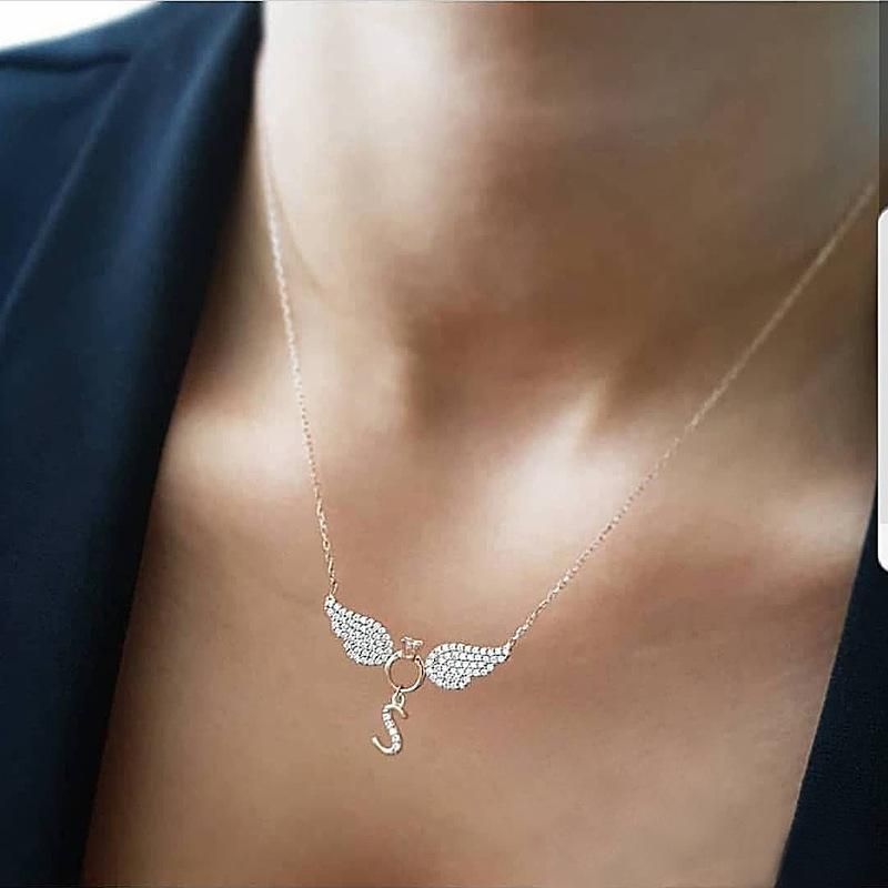 2018 Neue Persönlichkeit Kristall Engel Anhänger Halskette Weibliche Dame Straßen Schießen Englische Buchstaben Halskette Pullover Kette Frauen