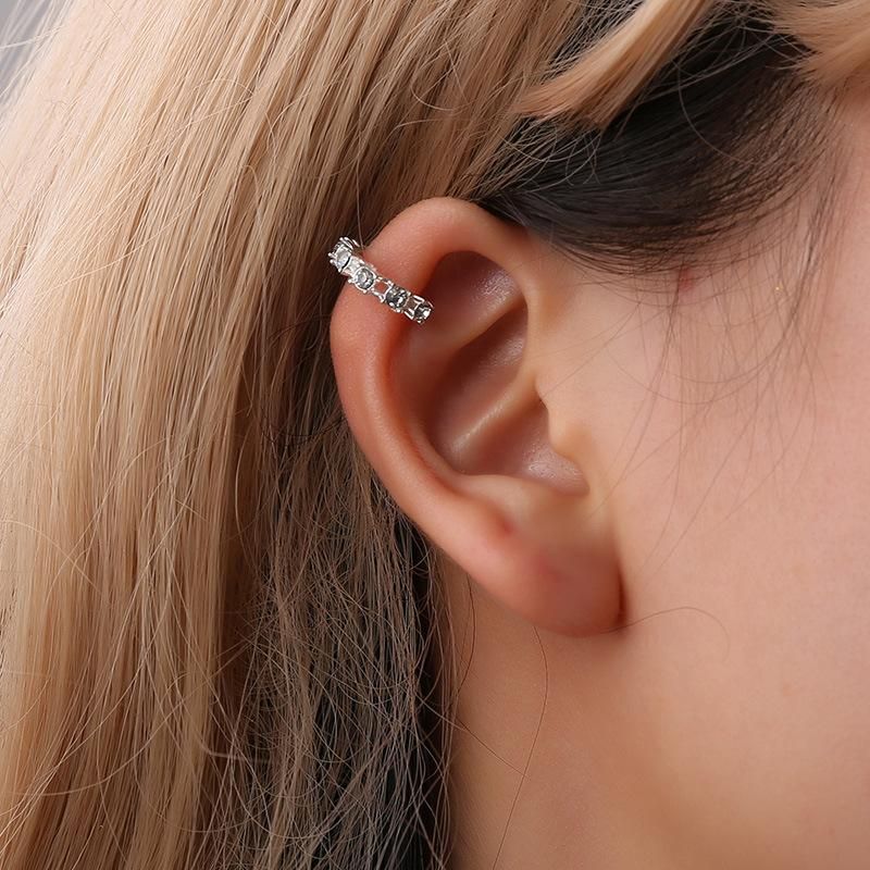 Koreanische Version Einfacher Und Süßer U-förmiger Ohrringe, Diamant, Durchbohrte Ohrringe, Ohrringe, Ohrringe, Grenz Überschreiten Der Spot, Ein Stück