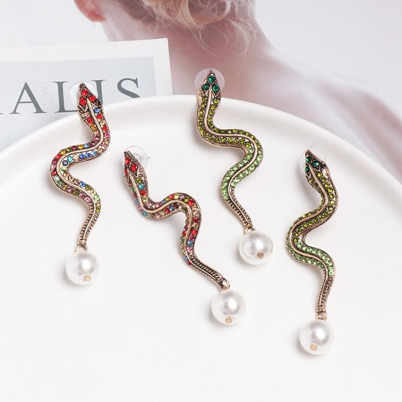 Aretes De Aleación De Moda Con Perlas De Serpiente Nhjj142181