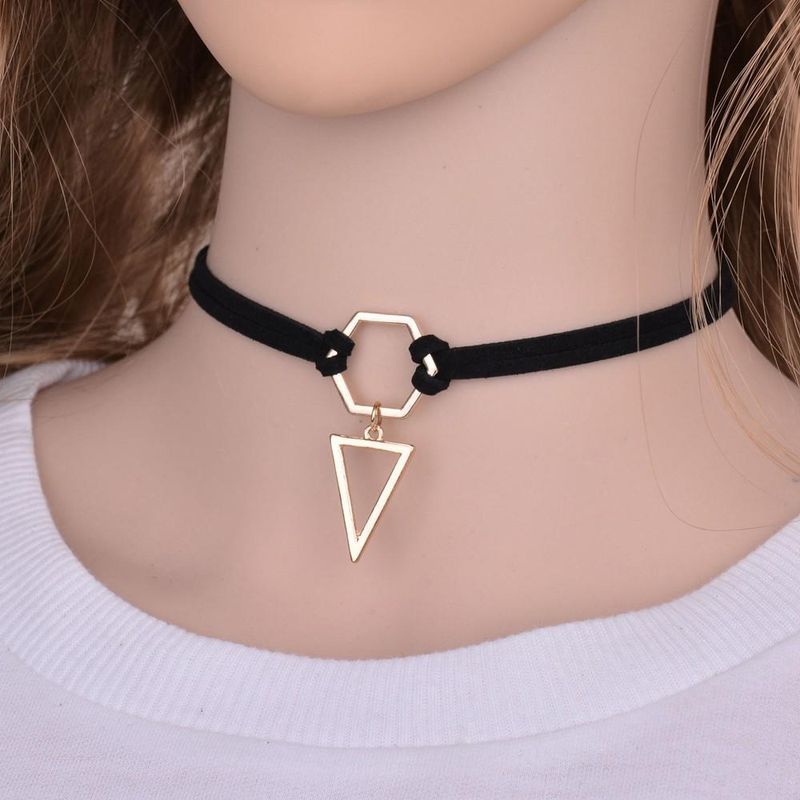 Mode Coréenne Simple Géométrique Triangle Pendentif Collier Chandail Chaîne Vintage Double Couche De Velours Bande Collier Ornement