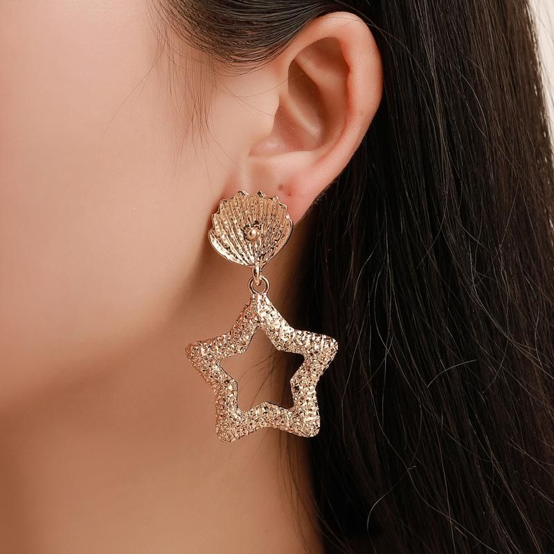 Europäische Und Amerikanische Neue Kalte Stil Persönlichkeit Metall Ohrringe Damenmode Trend Muschel Fünfzackige Stern Geprägte Ohrringe Ohrringe Ohrringe