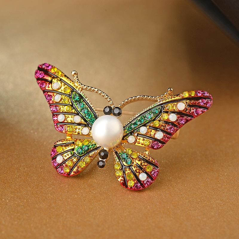 2019 Nouvelle Mode Couleur Cristal Autrichien Papillon Broche Alliage Broches Accessoires En Gros 850066