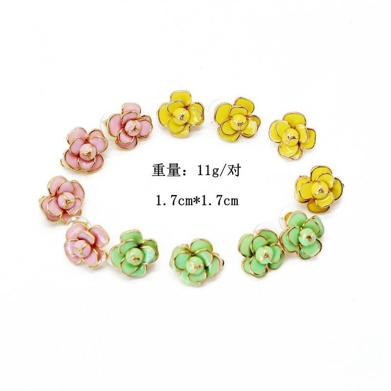 Approvisionnement D'usine Frais De Bonbons De Couleur Trois-dimensions Pétales Broches Oreille Goujons Oreille Clip Rose Jaune Vert Oreille Clip