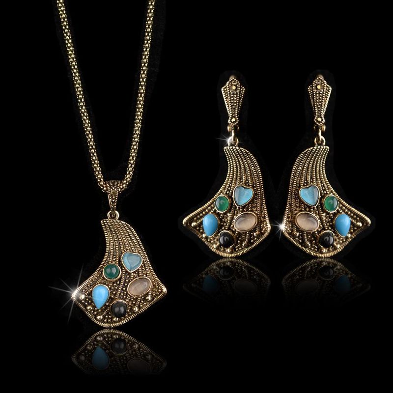 Fashion Noble Temperament Retro Women&#39;s Jewelry Set Nhlj152099