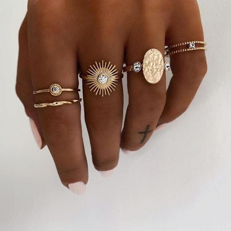 Simple Sun-studded Geometric Pattern Rings Nhpv153617