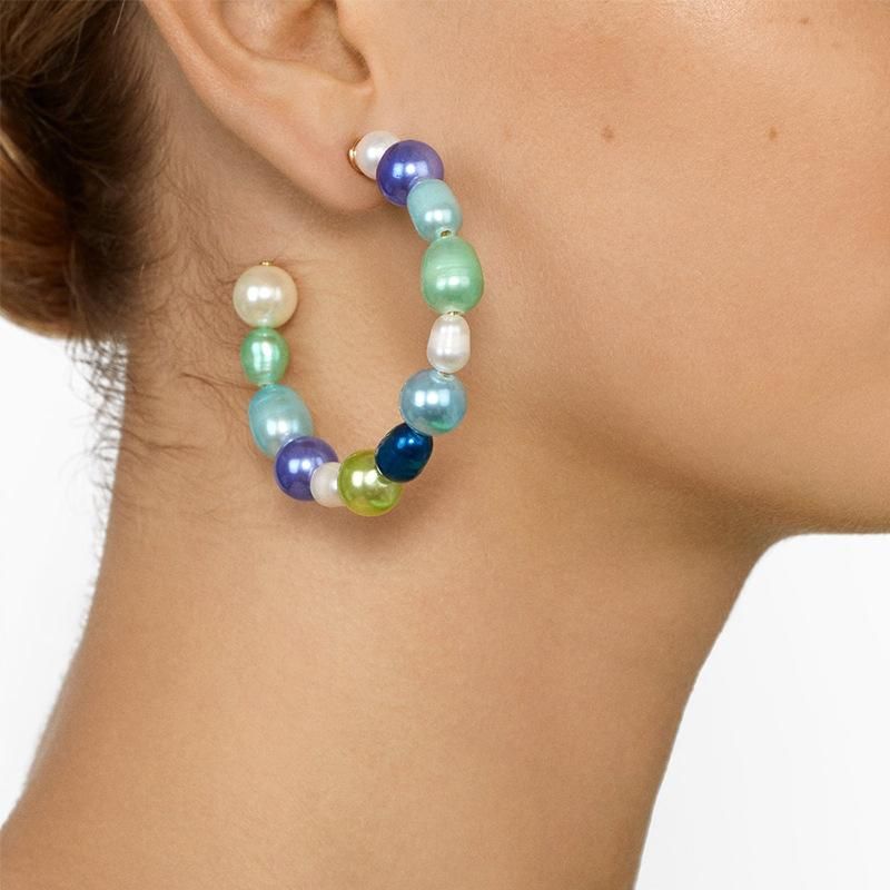 Europäische Und Amerikanische Trend Nil Verträumte Farbe Perlen Ohrringe Mode Kreative Baub Gleiche C-förmige Perlens Chmuck Ohrringe