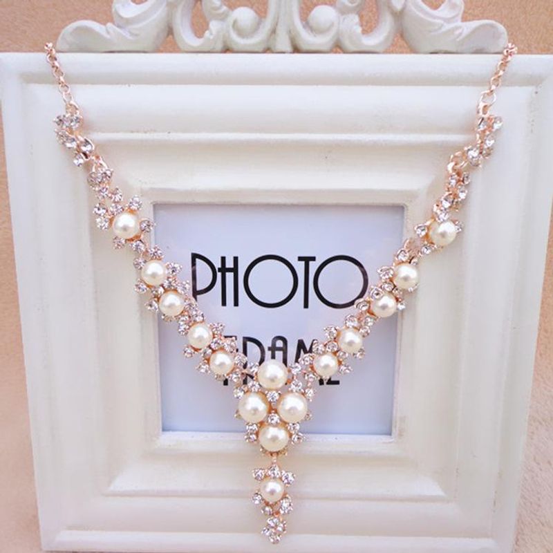 Korean Fashion Pearl Gemstone Necklace Nhdp149236