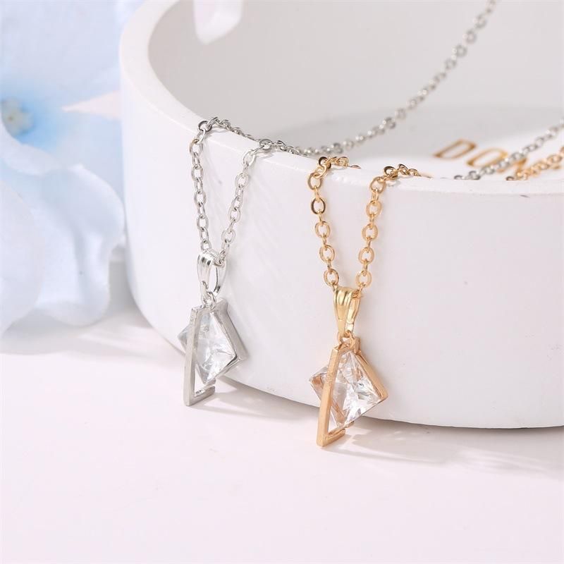 Koreanische Mode Kleine Frische Halskette Kalte Wind Quadratische Zirkon Halskette Neue Schlüsselbein Kette Ins Stil Nischen Schmuck